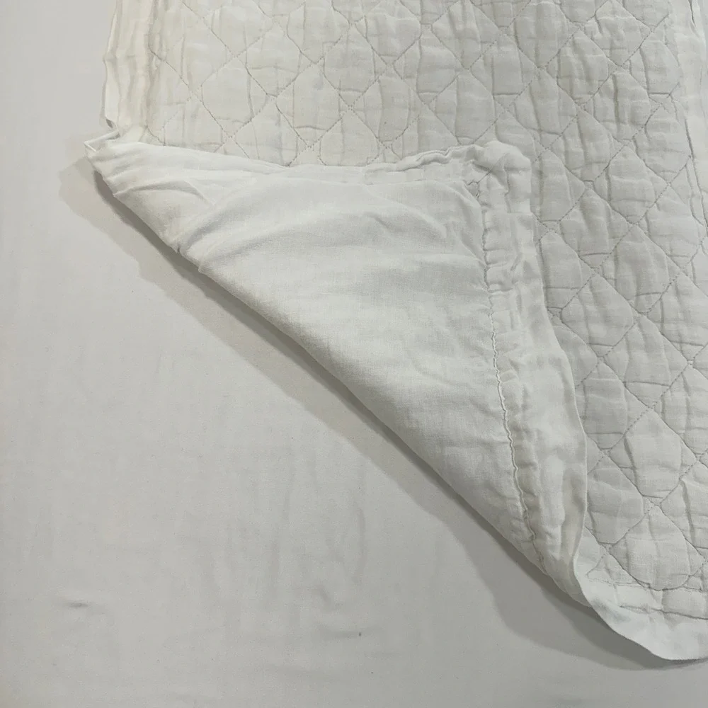 Pottery Barn Belgian Flax Linen Quilted King Sham White Diamond Stitch